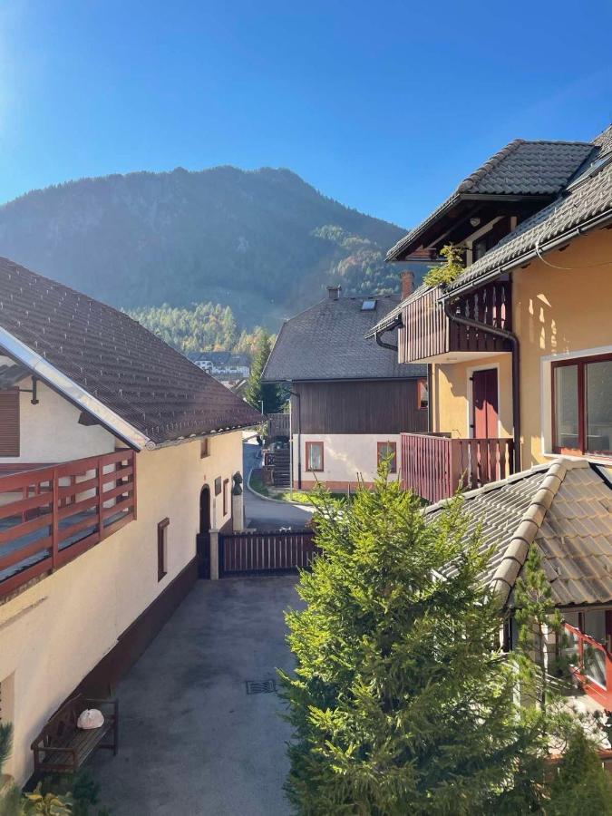 Apartma Gams Kranjska Goraアパートメント エクステリア 写真